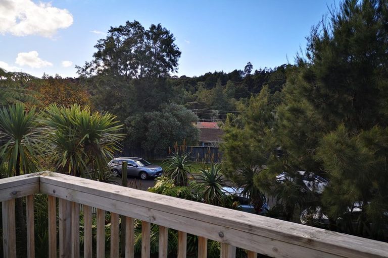 Photo of property in 13 Vandeleur Avenue, Birkdale, Auckland, 0626