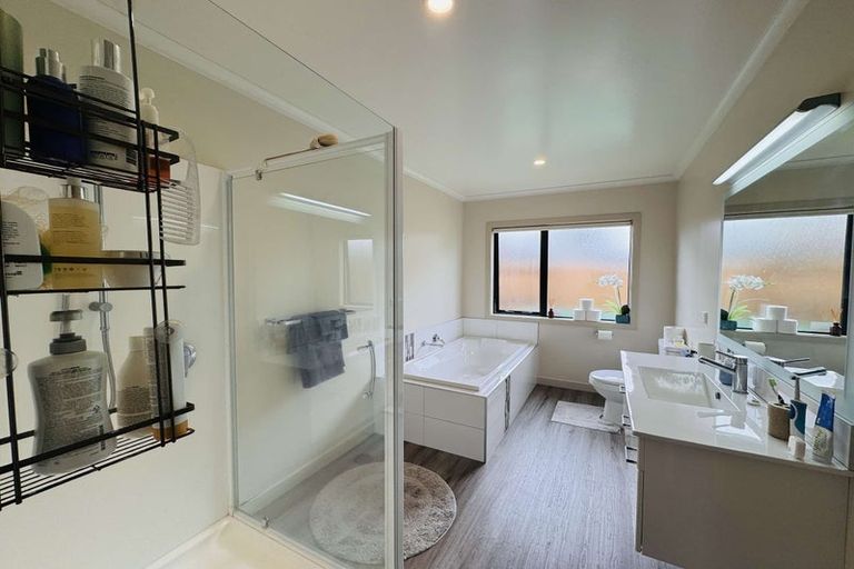 Photo of property in 95 Tremaine Avenue, Westbrook, Palmerston North, 4412