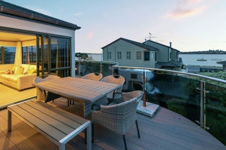 Photo of property in 14a The Parade, Bucklands Beach, Auckland, 2012
