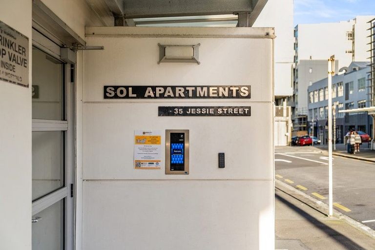 Photo of property in Sol Apartments, 10/37 Jessie Street, Te Aro, Wellington, 6011