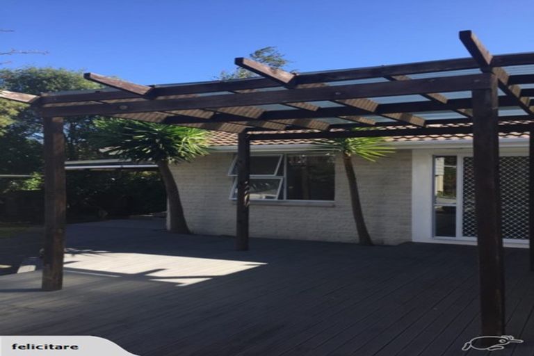 Photo of property in 17 Redwood Grove, Hokowhitu, Palmerston North, 4410