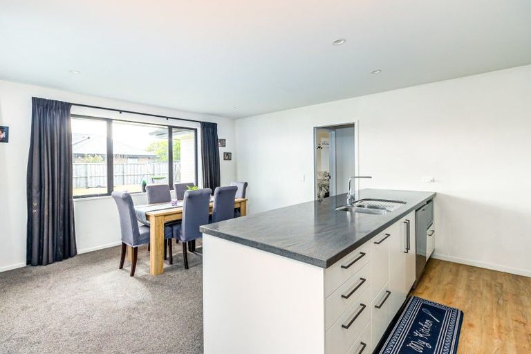 Photo of property in 3 Roxburgh Place, Tinwald, Ashburton, 7700