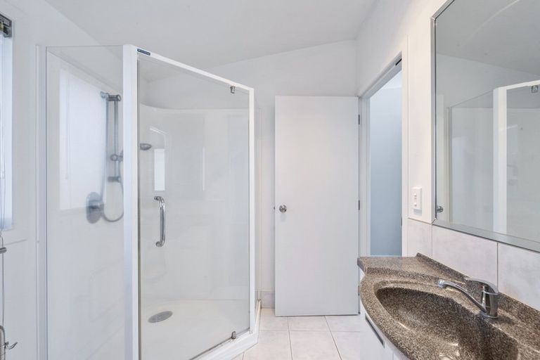 Photo of property in 2/2 Rhodes Fall, Rangatira Park, Taupo, 3330