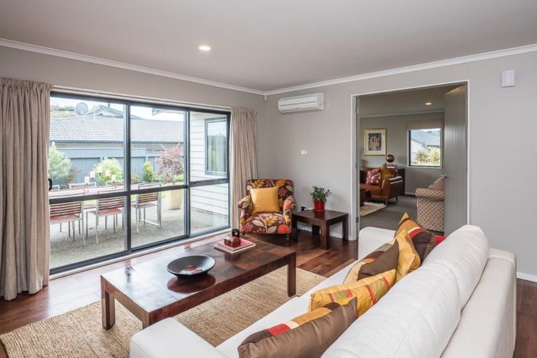 Photo of property in 51 Hillcrest Road, Raumati Beach, Paraparaumu, 5032