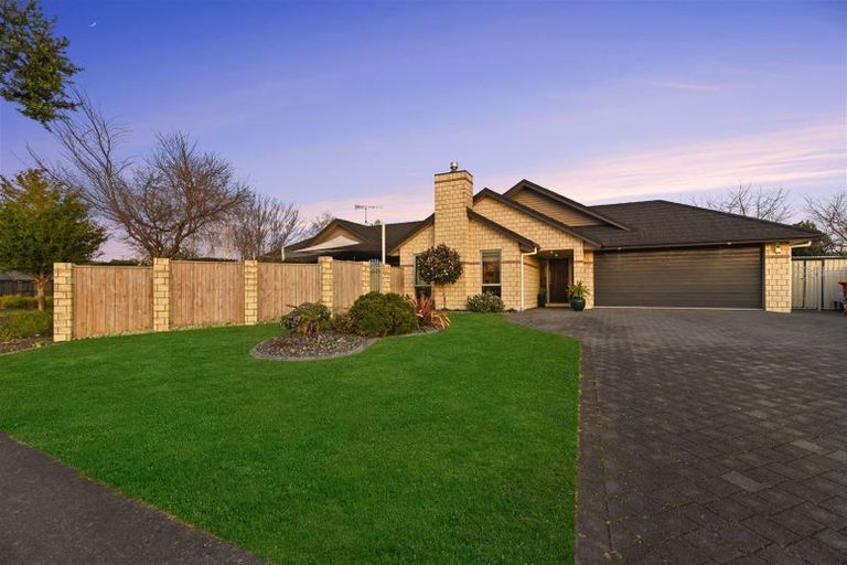 Photo of property in 34 Somerton Drive, Huntington, Hamilton, 3210