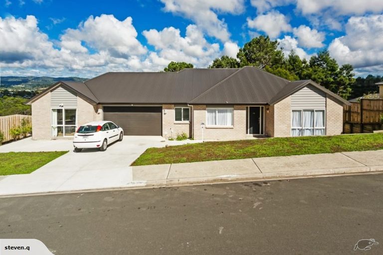 Photo of property in 106 Tiriwa Drive, Massey, Auckland, 0614