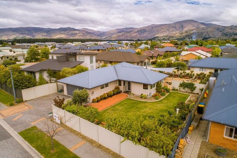 Photo of property in 7 Matthews Crescent, Cromwell, 9310