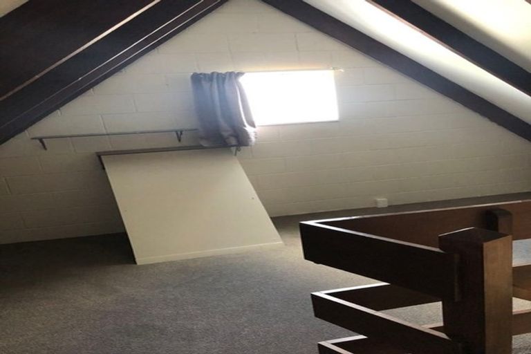 Photo of property in 4/31 Mana Avenue, Titahi Bay, Porirua, 5022