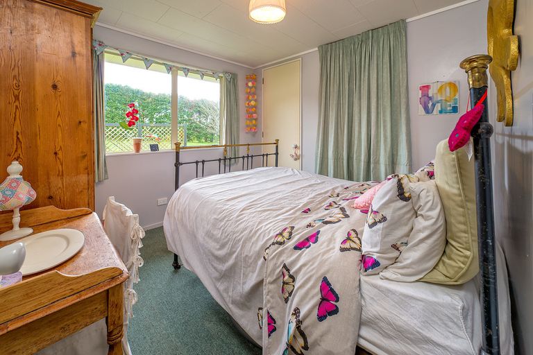 Photo of property in 220 Goodwin Road, Aka Aka, Waiuku, 2682