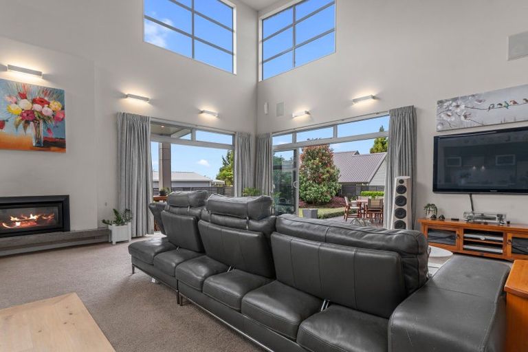 Photo of property in 10b Hilton Road, Lynmore, Rotorua, 3010