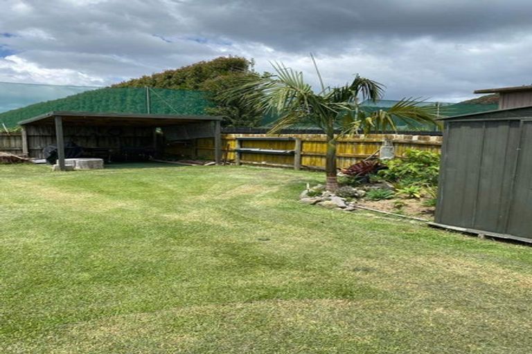 Photo of property in 10 Te Mara Place, Merrilands, New Plymouth, 4312