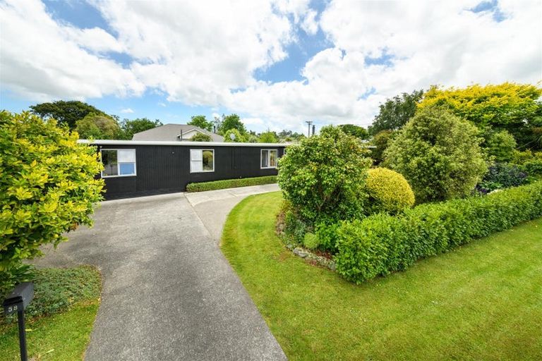 Photo of property in 58 Skerman Street, Marton, 4710