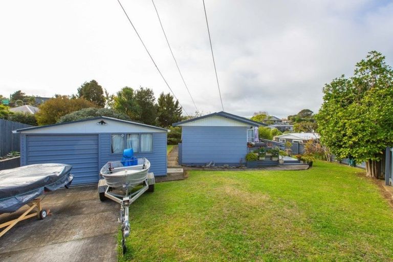 Photo of property in 19 Simon Road, Raglan, 3225