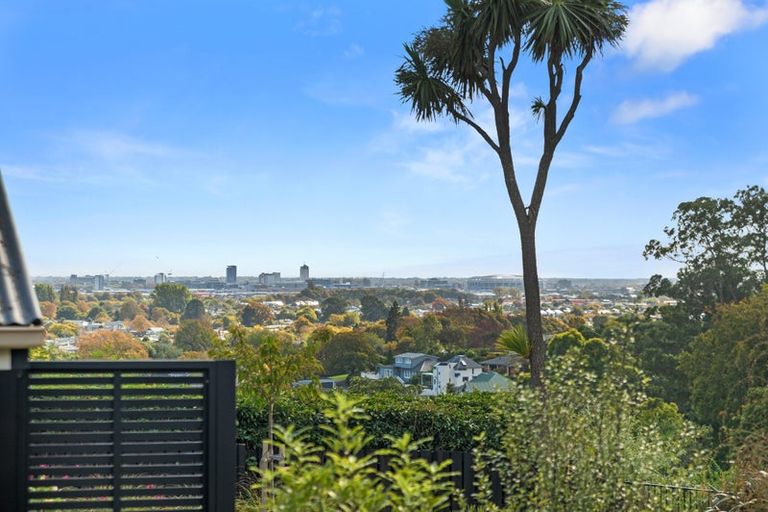 Photo of property in 5a Gwynfa Avenue, Cashmere, Christchurch, 8022