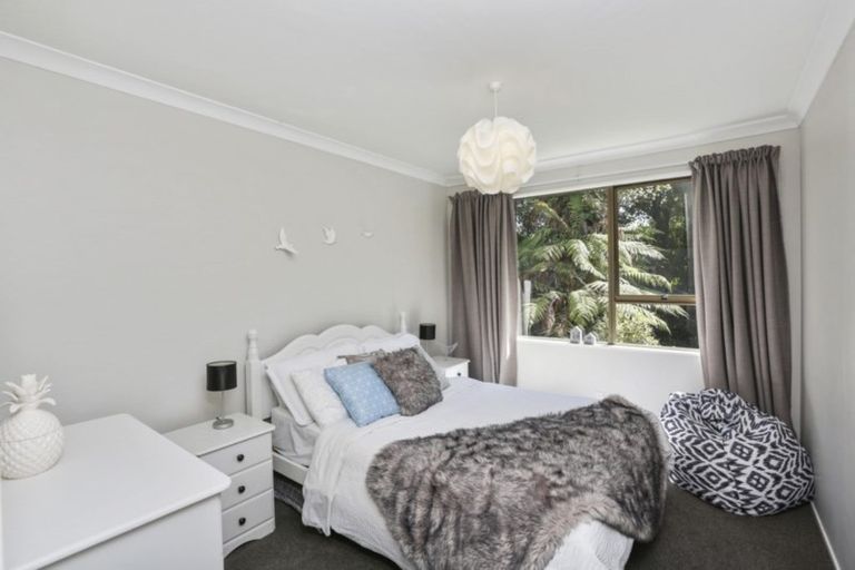 Photo of property in 14 Erica Place, Bell Block, New Plymouth, 4312