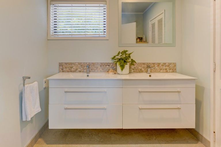 Photo of property in 31 Landing Road, Kerikeri, 0230