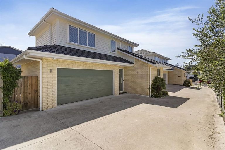 Photo of property in 2/67 Nelson Street, Howick, Auckland, 2014