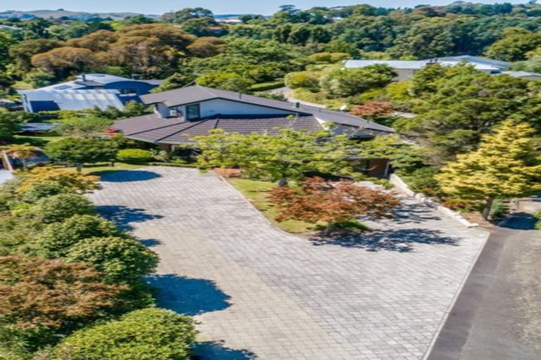 Photo of property in 3a Tauroa Road, Havelock North, 4130