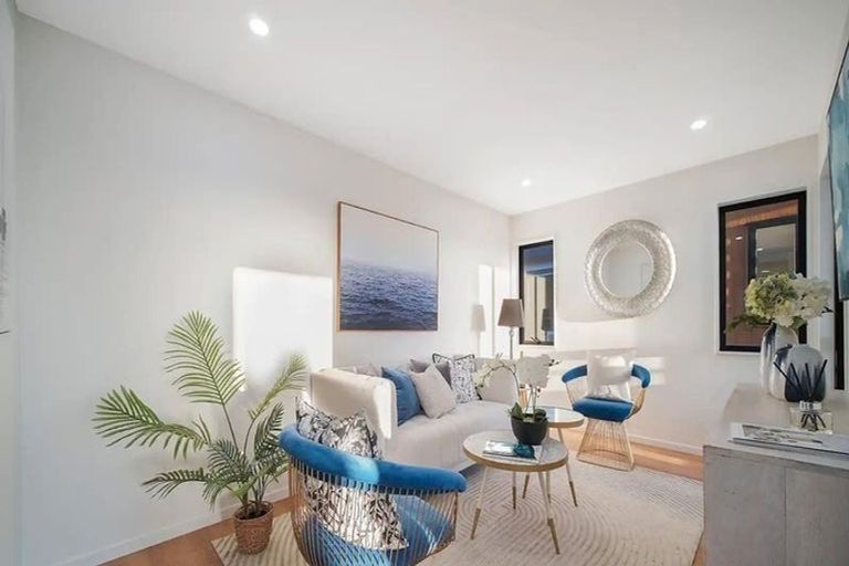 Photo of property in 1/6b William Roberts Road, Pakuranga, Auckland, 2010