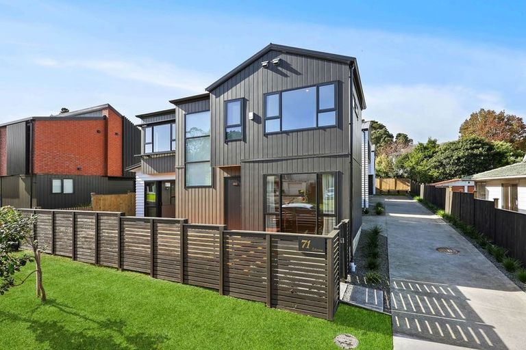 Photo of property in 71 Salamanca Road, Sunnynook, Auckland, 0620