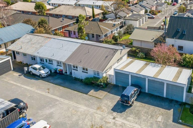 Photo of property in Capel Courts, 8/141a Clarence Street, Riccarton, Christchurch, 8011