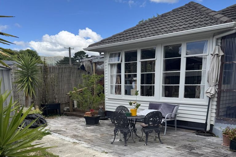 Photo of property in 33 Black Beech Street, Birchville, Upper Hutt, 5018