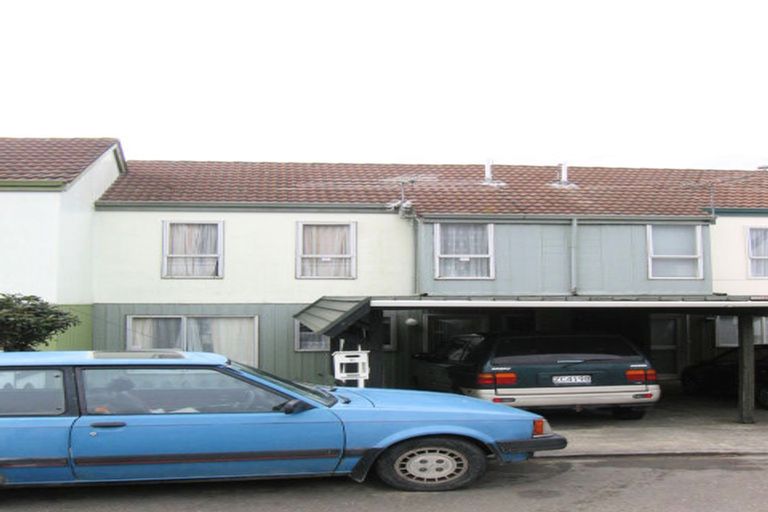 Photo of property in 15 Hollydale Grove, Churton Park, Wellington, 6037