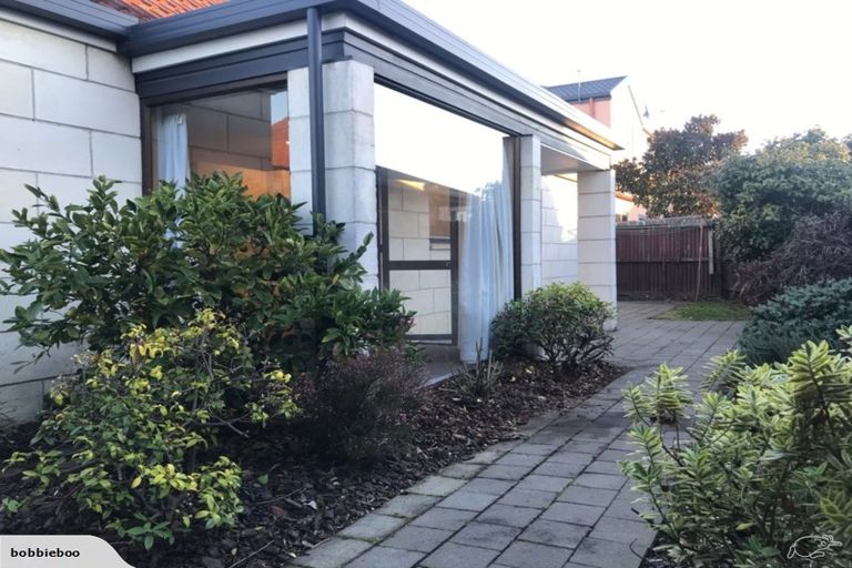 Photo of property in 6/4 Broadbent Street, Riccarton, Christchurch, 8041
