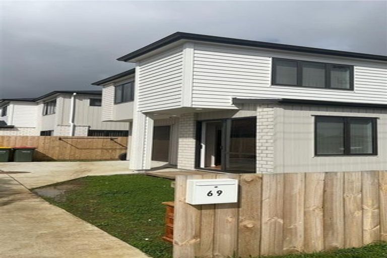 Photo of property in 69 Clevedon Road, Papakura, 2110