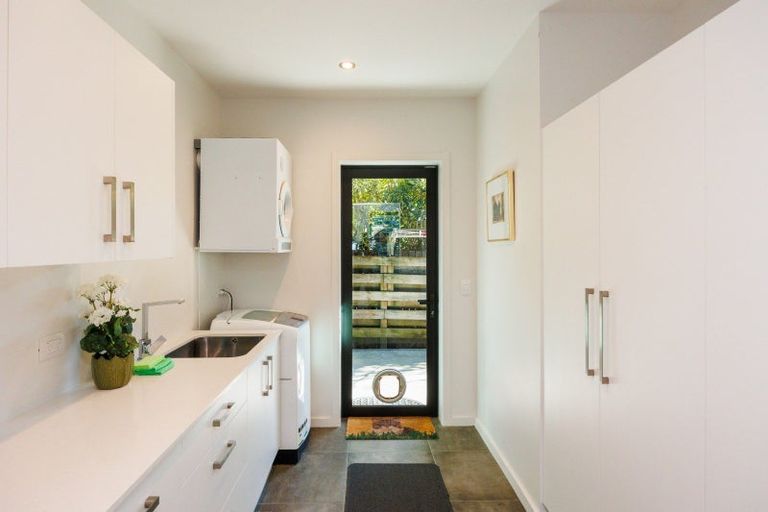 Photo of property in 21 The Strand, Fitzherbert, Palmerston North, 4410