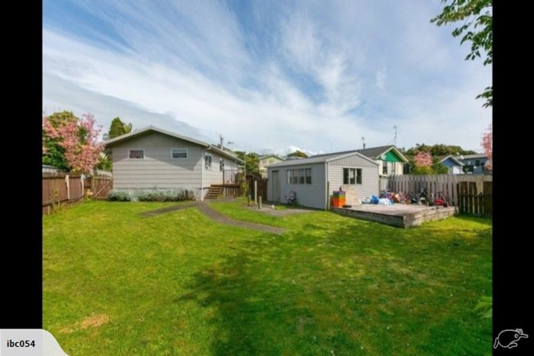 Photo of property in 44 Glamis Avenue, Bell Block, New Plymouth, 4312