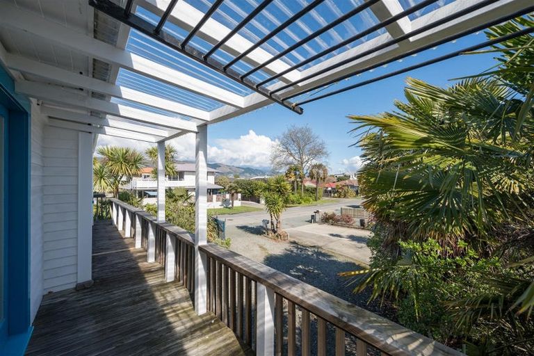 Photo of property in 2 Martin Street, Monaco, Nelson, 7011