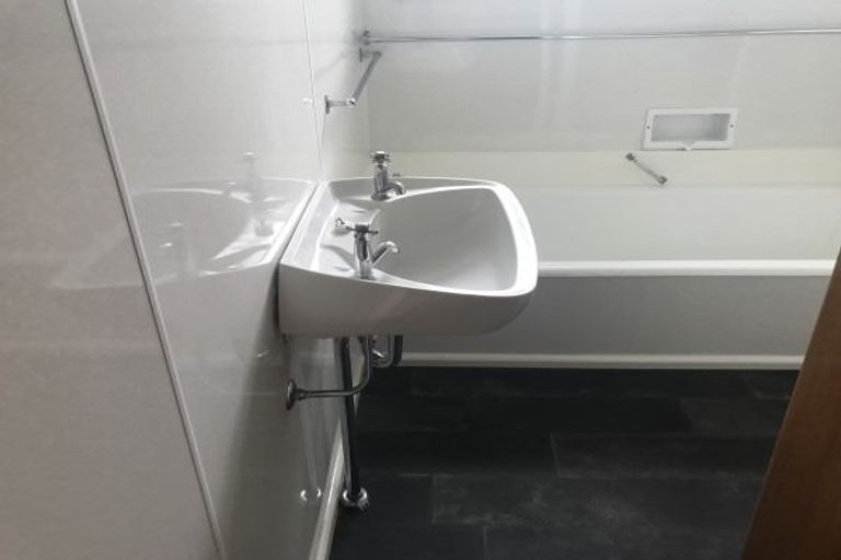 Photo of property in 343 Ruahine Street, Terrace End, Palmerston North, 4410