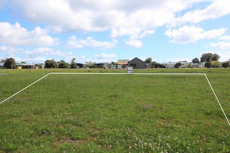 Photo of property in 5 Riria Way, Matarangi, 3592