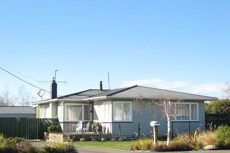 Photo of property in 14 Jull Crescent, Waipukurau, 4200