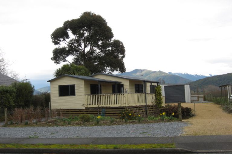 Photo of property in 55 Waitapu Road, Takaka, 7110