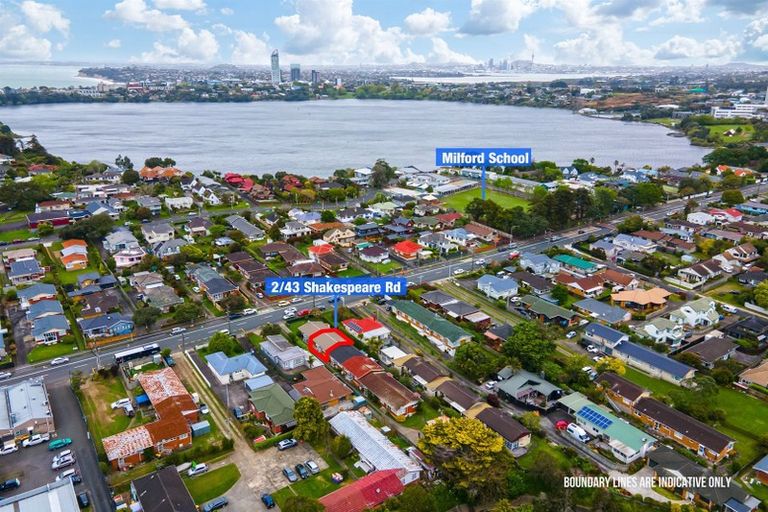 Photo of property in 2/43 Shakespeare Road, Milford, Auckland, 0620