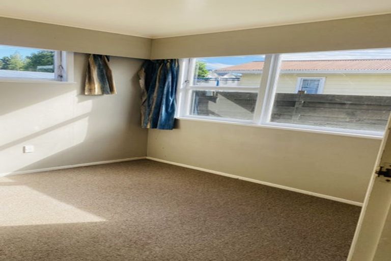 Photo of property in 81a Carrington Avenue, Silverdale, Hamilton, 3216