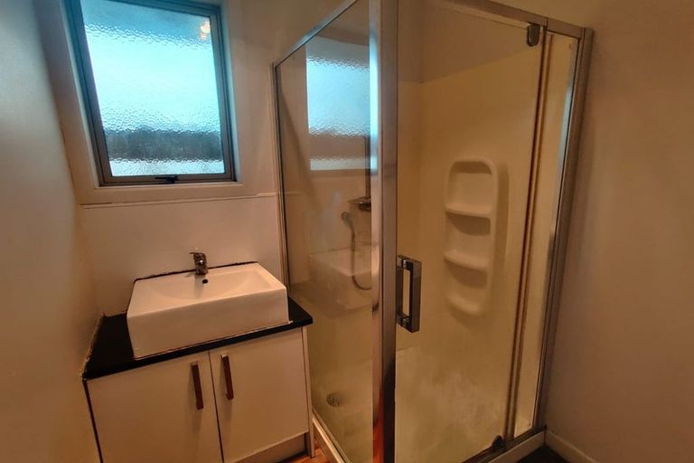 Photo of property in 130 Tennessee Avenue, Mangere East, Auckland, 2024