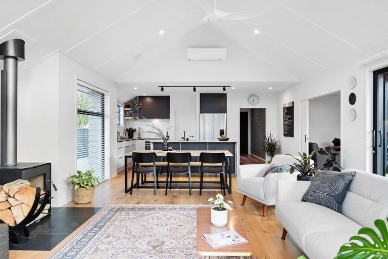 Photo of property in 48 Stratford Drive, Mount Pisa, Cromwell, 9383