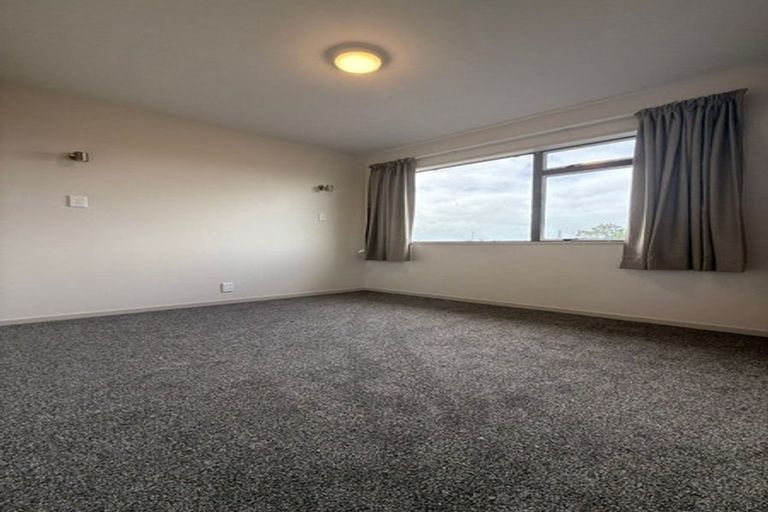 Photo of property in 21 Crawford Avenue, Mangere Bridge, Auckland, 2022