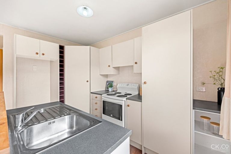 Photo of property in 63f Black Beech Street, Birchville, Upper Hutt, 5018