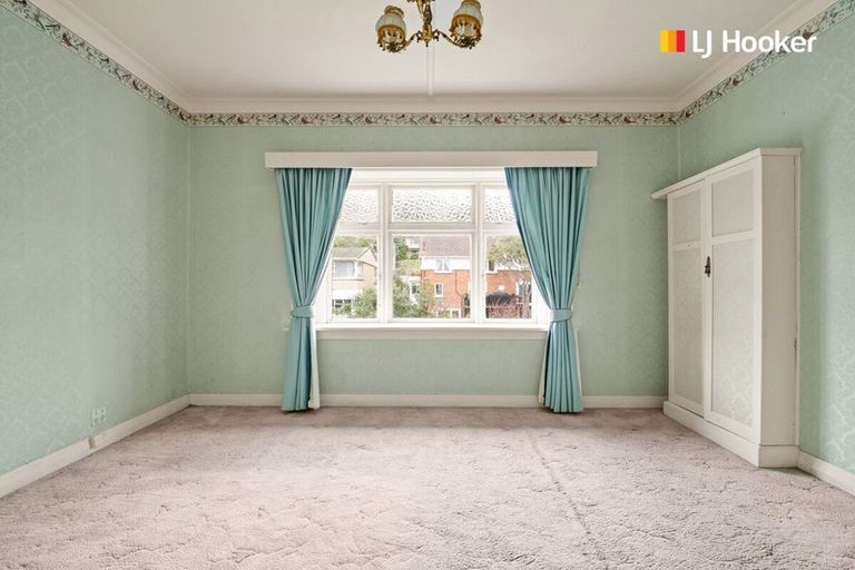 Photo of property in 24 Cliffs Road, Saint Clair, Dunedin, 9012