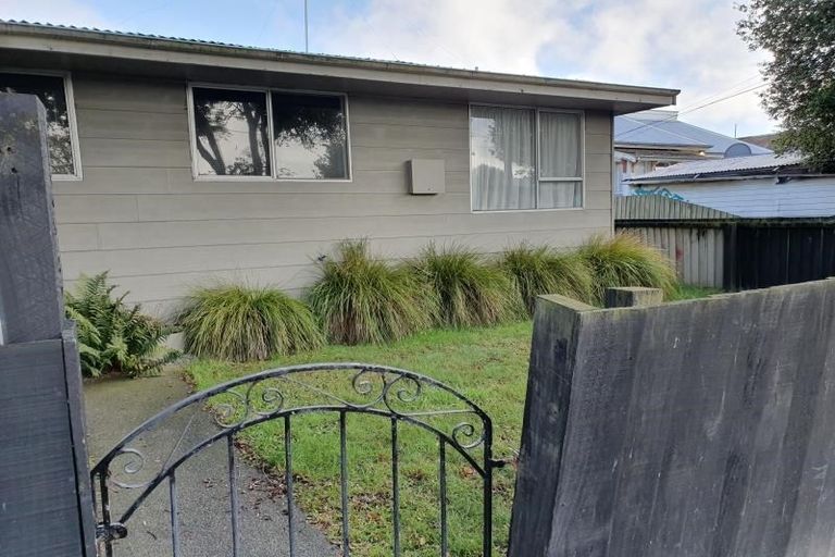 Photo of property in 6/73 Mathesons Road, Phillipstown, Christchurch, 8011