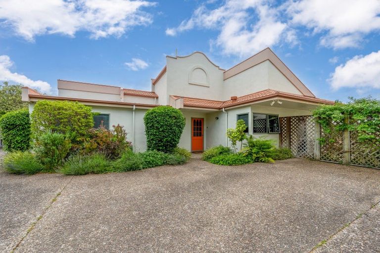 Photo of property in 9a Chambers Street, Havelock North, 4130