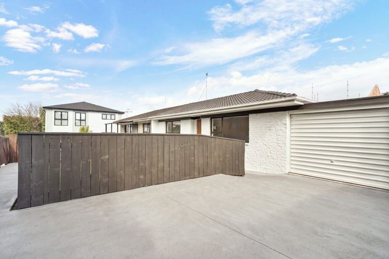Photo of property in 2/64 Weymouth Road, Manurewa, Auckland, 2102