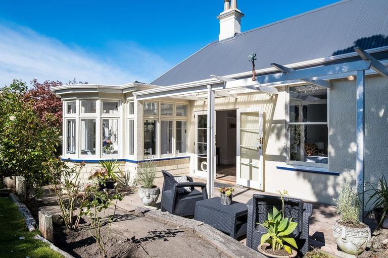 Photo of property in 30 Hobson Street, Saint Clair, Dunedin, 9012