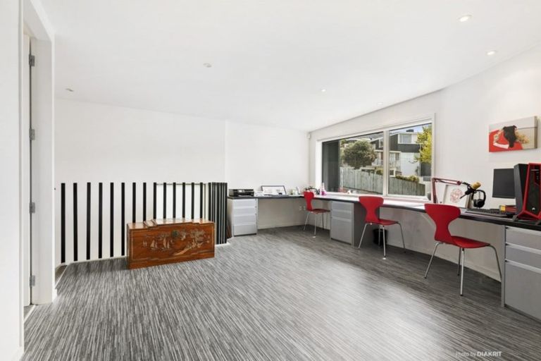 Photo of property in 5c Salmont Place, Kelburn, Wellington, 6012