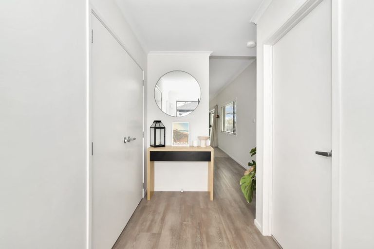 Photo of property in 28 Excelsa Place, Papamoa Beach, Papamoa, 3118