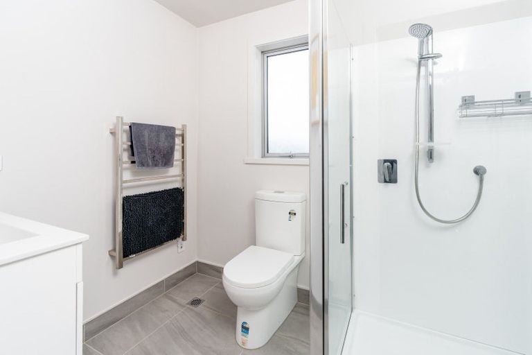 Photo of property in 20b Rarangi Way, Owhiro Bay, Wellington, 6023